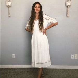 Women’s Cream MIDI Dress